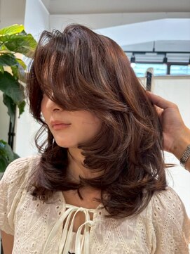 メリー オオサカ(Merly Osaka) レイヤーカット/似合わせカット