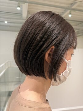 ルーム(room) ブリーチなしの透明感カラー+まとまりボブ