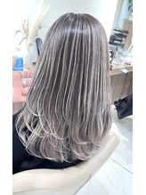 【カラーの失敗やトラブル経験ある?】ブリーチデザインや白髪ぼかし、トレンドカラーが成功する秘訣とは?