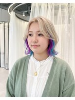 ハーツオオサカ(HE:ARTS OSAKA)&nbsp;ブロンド×原色カラーのタッセルボブ