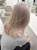 ツキ 横浜店(tuki) 横浜で叶えるラベンダーグレージュカラー