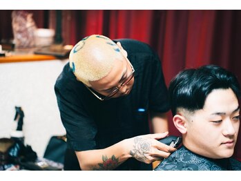 フリーク(FREAK)の写真/【スパイキーアフロやドレッドが得意！仕上げまでマンツーマンで理想のスタイルを実現★】