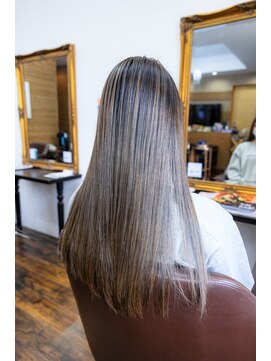 ヘアーメイク ダンス(hair make DANCE) ワンブリーチで ロングシャドールーツバレイヤージュ☆