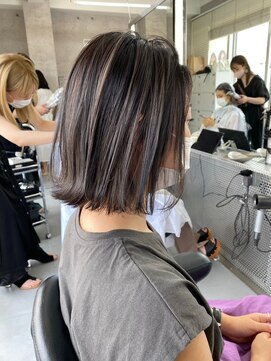 イキ 表参道(iki omotesando) モード/無造作ウェーブ/大人ガーリー[表参道駅]