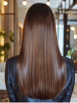 カンナ つくばみどりの(Canna)&nbsp;レイヤーカット/ウェットヘア/オリーブベージュ[つくばみどりの]