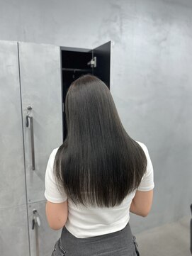 ネイヴィル 銀座(navile) りんご幹細胞×オリーブグレージュ