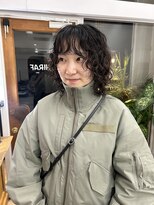 シラフ(SHIRAF)&nbsp;【Yoshida 】レイヤーカットのスパイラルパーマ