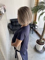 キング 高槻(K!ng) 縮毛矯正髪質改善ハイライトレイヤーカット高槻美容室エクステ