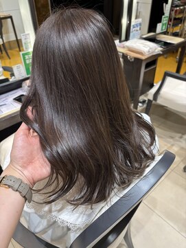 サヴォア(Savoir) 赤み消し◎オリーブベージュ