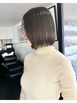 アビー(ABBEY) 柔らかい質感のあご下ボブスタイル