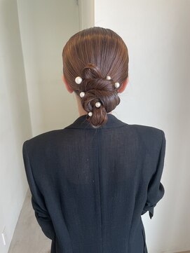 シータ(CITA) ツヤっとタイトアレンジ