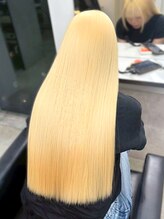 【もっとオシャレに垢抜け♪】透明感のあるハイブリーチカラーで理想のブロンド・ハイトーンを実現【天神】