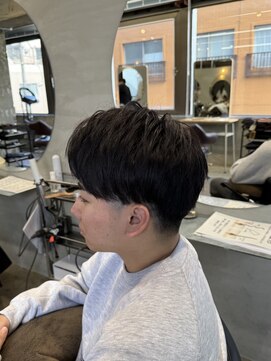 リラクオーレメンズ(LIRA CUORE men's) シャドウパーマ/メンズ縮毛矯正/毛流れセンターパート