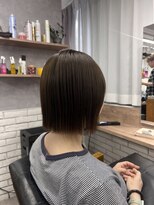 モク(mok)&nbsp;パツっと切りっぱなし外ハネボブ
