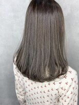 オウル(Owll)&nbsp;☆DISHEL☆大人かわいい無造作カールセミディイルミナカラー