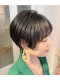 大人艶カラー耳かけひし形ハンサムショート30代40代50代