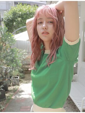 オンヌ(onnu) ピンク系カラーのオン眉ロング