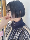 【morio 原宿】黒髪ミニボブ　ストレート　耳かけ