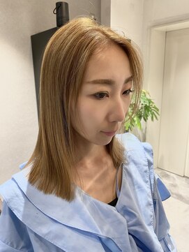 プエンテ(PUENTE) ハイライトカラー×切りっぱなしロブ