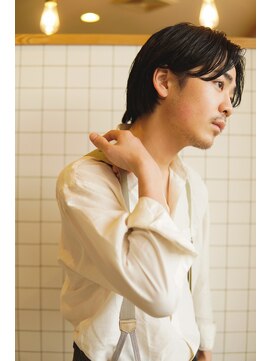 セカンドルーム ティーシーヘアー(2nd room TC hair) 大人ニュアンスセンターパート