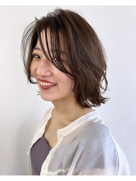 ユウズ(Yuu's) クラゲヘアー/オリーブグレー/ショート/大濠/港町/荒戸/大手門