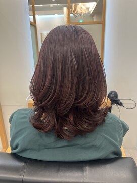  リュクスバトーバイトリコ 船橋南口店(Luxe BATEAU by tricot) 外ハネミディ