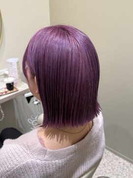 トッカ ヘアアンドトリートメント 難波店 切りっぱなしボブのバイオレットカラーが可愛い☆