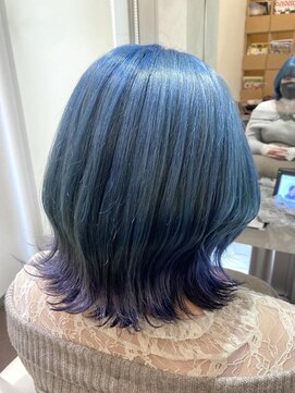 ヴィサージュプラス(VISAGE plus) ブルー×ネイビーパープルのグラデーションスタイル♪