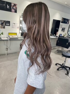 キング 高槻(K!ng) 縮毛矯正髪質改善ハイライトレイヤーカット枚方美容室エクステ