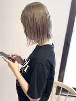 ヨーク(YOKE)&nbsp;【YOKE】ホワイトブロンドミルクティーベージュレイヤーボブ