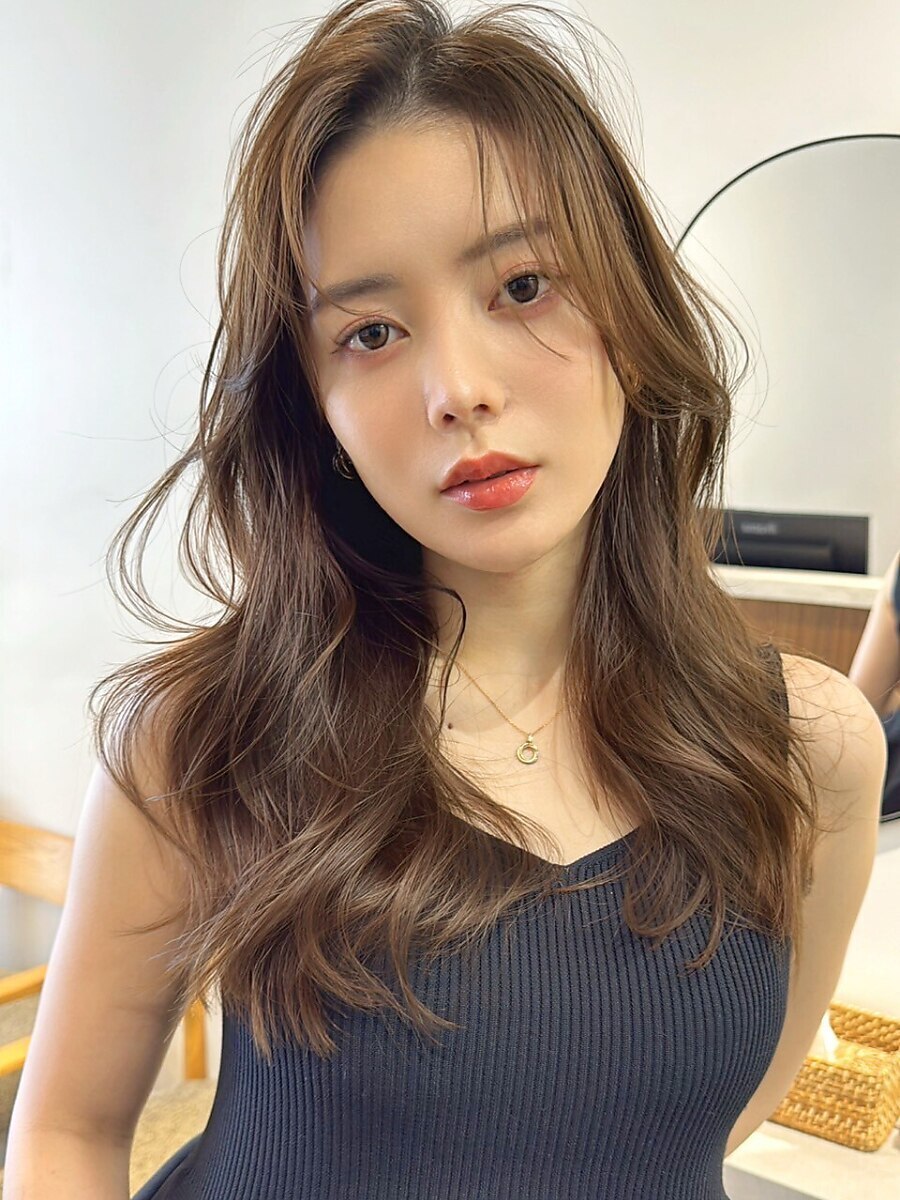 雑誌やメディアのヘアメイクも担当しているK-two。新しい髪質改善