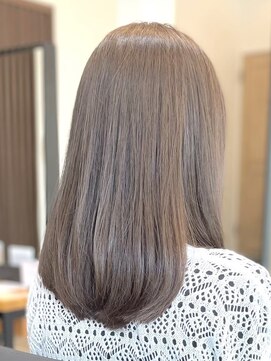 アトリエコア(Atelier Coa) 顔周りカット顔まわりレイヤーカットブリーチなしダブルカラー