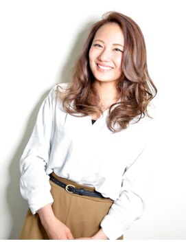 エムズハウス(SOLE M‘s HOUSE) オトナ可愛い女子にオススメ【ヘルシーふんわりセミディ】
