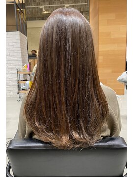 ザ シー 海老名(The C) 赤み消し/ツヤ、透明感カラー/グレージュ