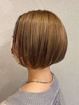 ビンゴ(BINGO) ba277_2wayバングオン眉ショートグレーベージュボブウルフ