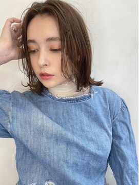 アルバハナレ 横浜(αlba HANARE) 外ハネベージュ