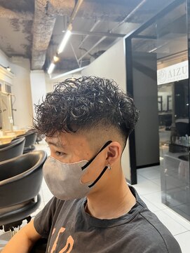 アイズ 海老名(AIZU) スペインカール波巻きスパイラルパーマツイストスパイラルパーマ