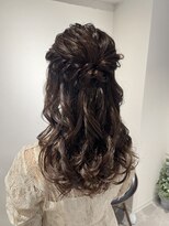 ベルバイリトル(belle by little)&nbsp;ハーフアップアレンジ