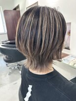 ムートン(Mouton) デザインカラーレイヤーカット