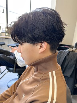 エルマーク 天王寺(L-MARK) センターパートニュアンスパーマ韓国カルマパーマコンマヘア