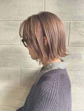 ソル(SOL) 外ハネボブ×ベージュカラー