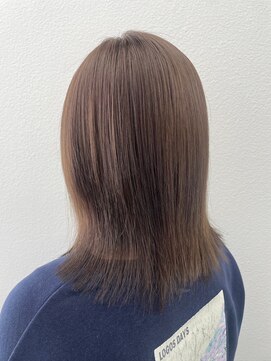 プランタン(Printemps) シルクベージュ艶カラー髪質改善ストレートヘア20代30代40代