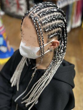 アドネス(ADNESS) アレンジが楽しめるコーンロウ×ブレイズ