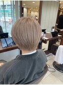 グレージュカラー