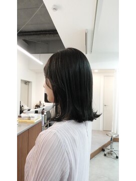 エヴリィ(every) 透明感オリーブグレー