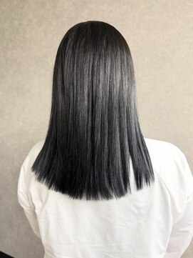 ブルーブラックカラー