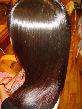 ヘアー クリエーション アピアー(Hair Creation Appear) ”天使の輪、M3D縮毛矯正”