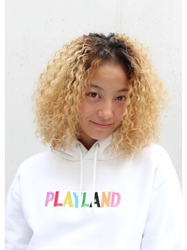 ラブ ロック Love' Lock ☆ブリーチ毛でもかかるスパイラルパーマ（KAHO）☆