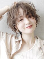 アイティー バイ アルバム 中野店(IT by ALBUM)&nbsp;フェミニンショート_ホワイトグレージュネビージュ_46515