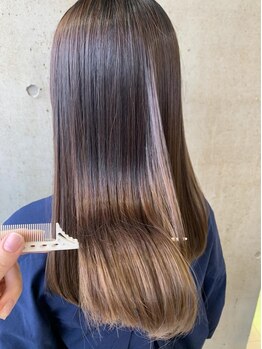 ケンジ 湘南台(KENJE)の写真/最高級の髪質改善ストレートを酸性ストレート×トリートメントで◎しっかりとくせを伸ばした艶髪へ！